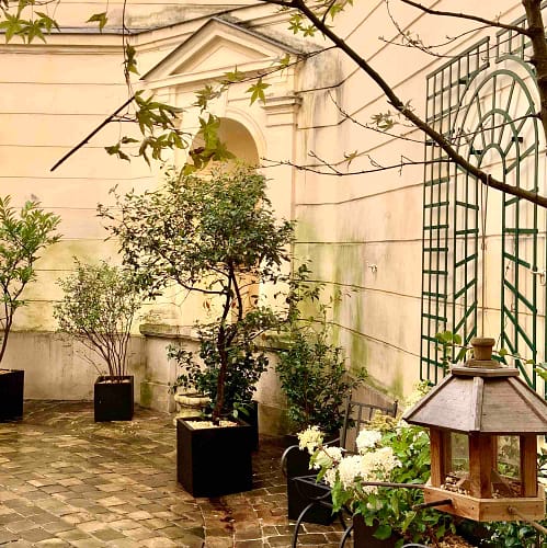 La cour modernisée (Paris 8)